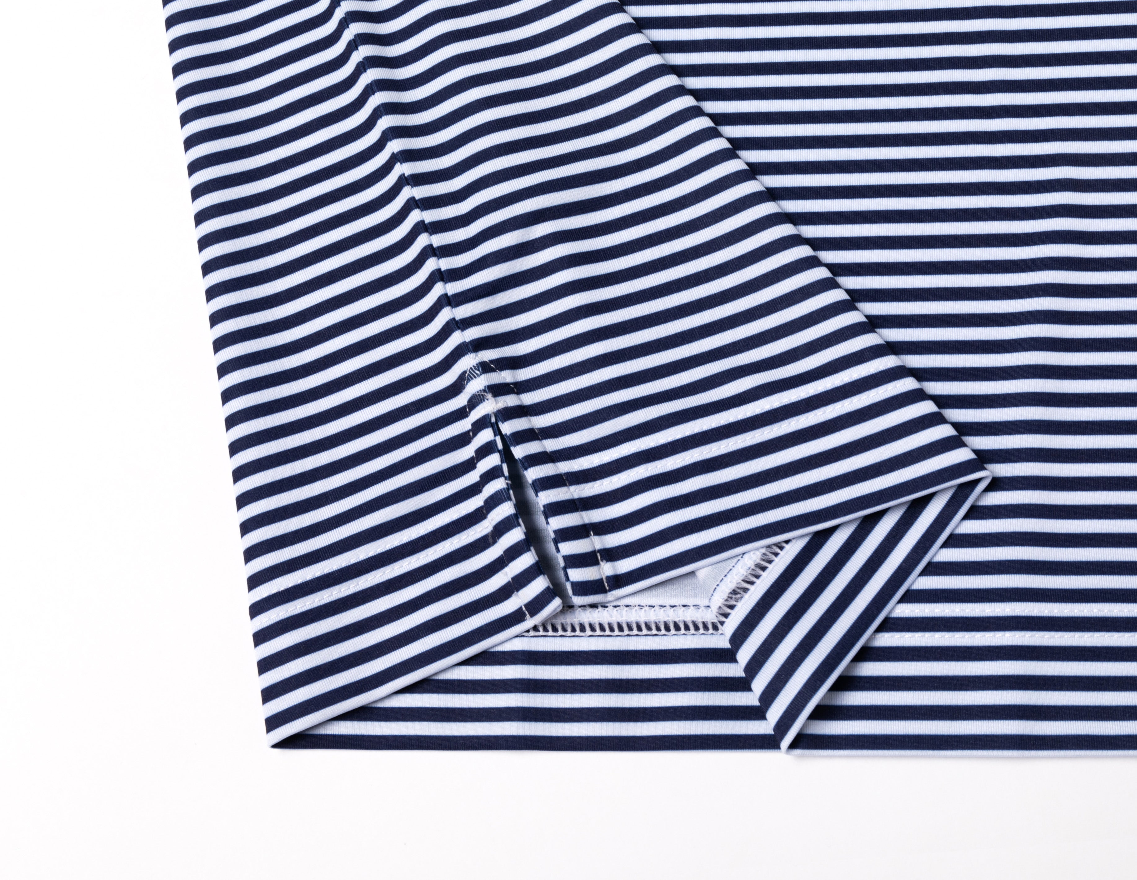 Stripe Show – Men’s Navy & White Striped Golf Polo
