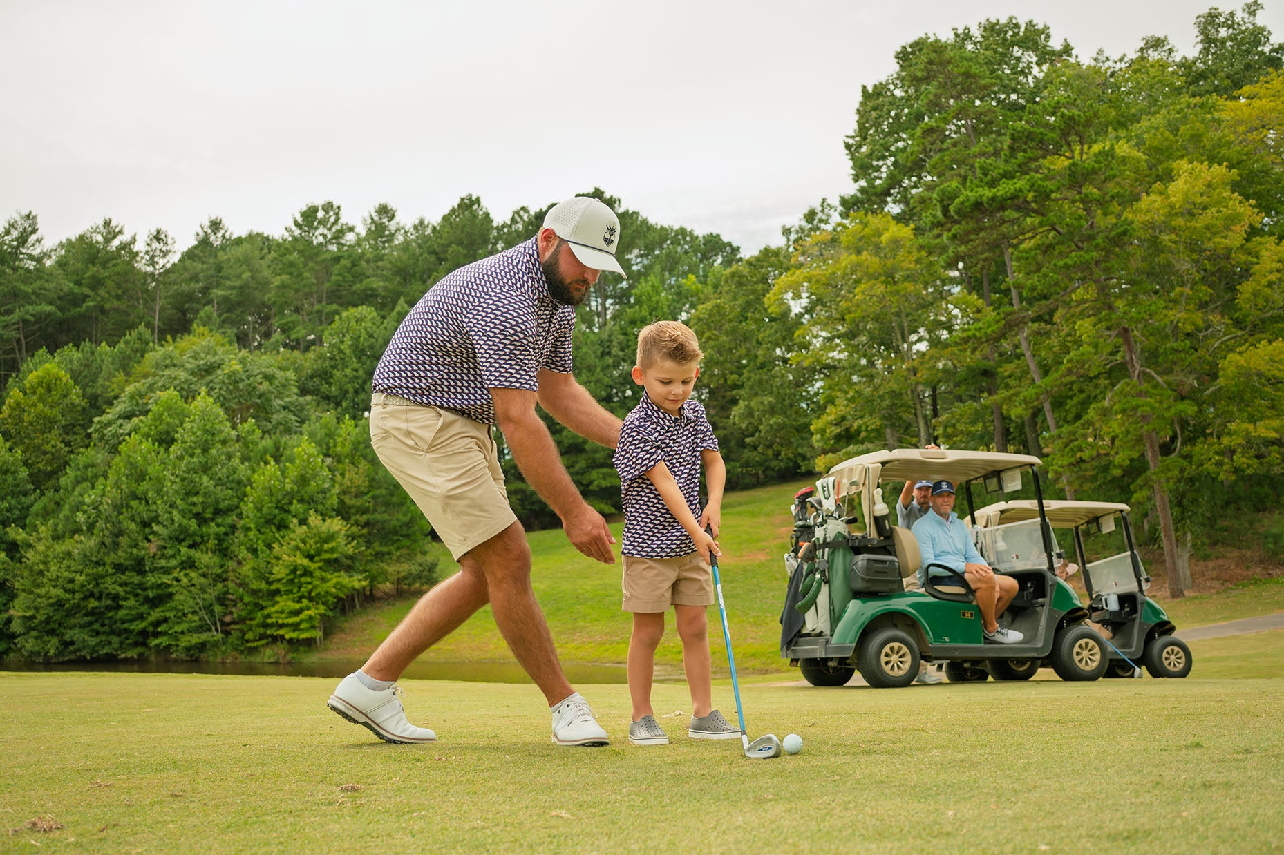 Echelon-031-Father_Son-Putting.jpg