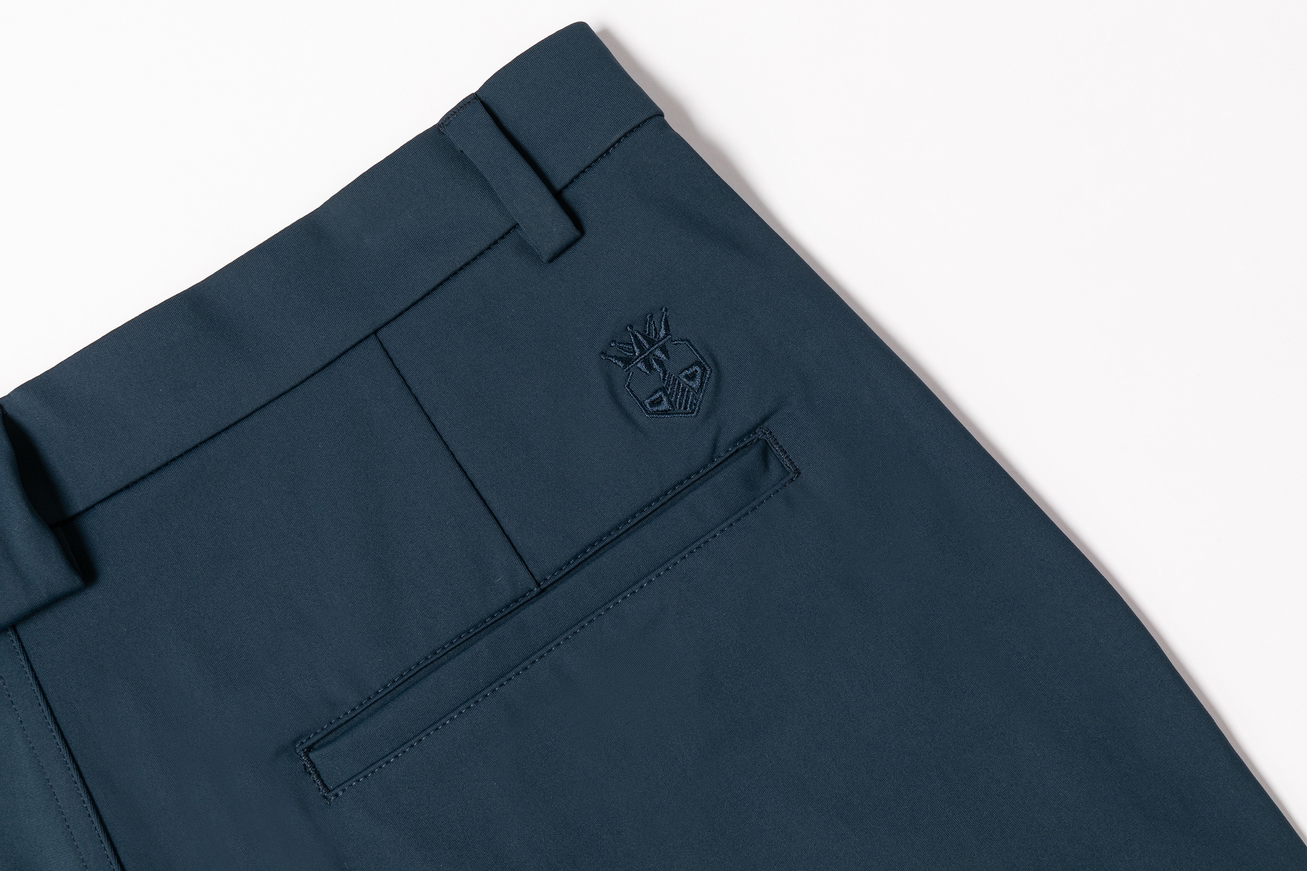 The Never Settle Short – Men’s Navy Performance Golf Shorts